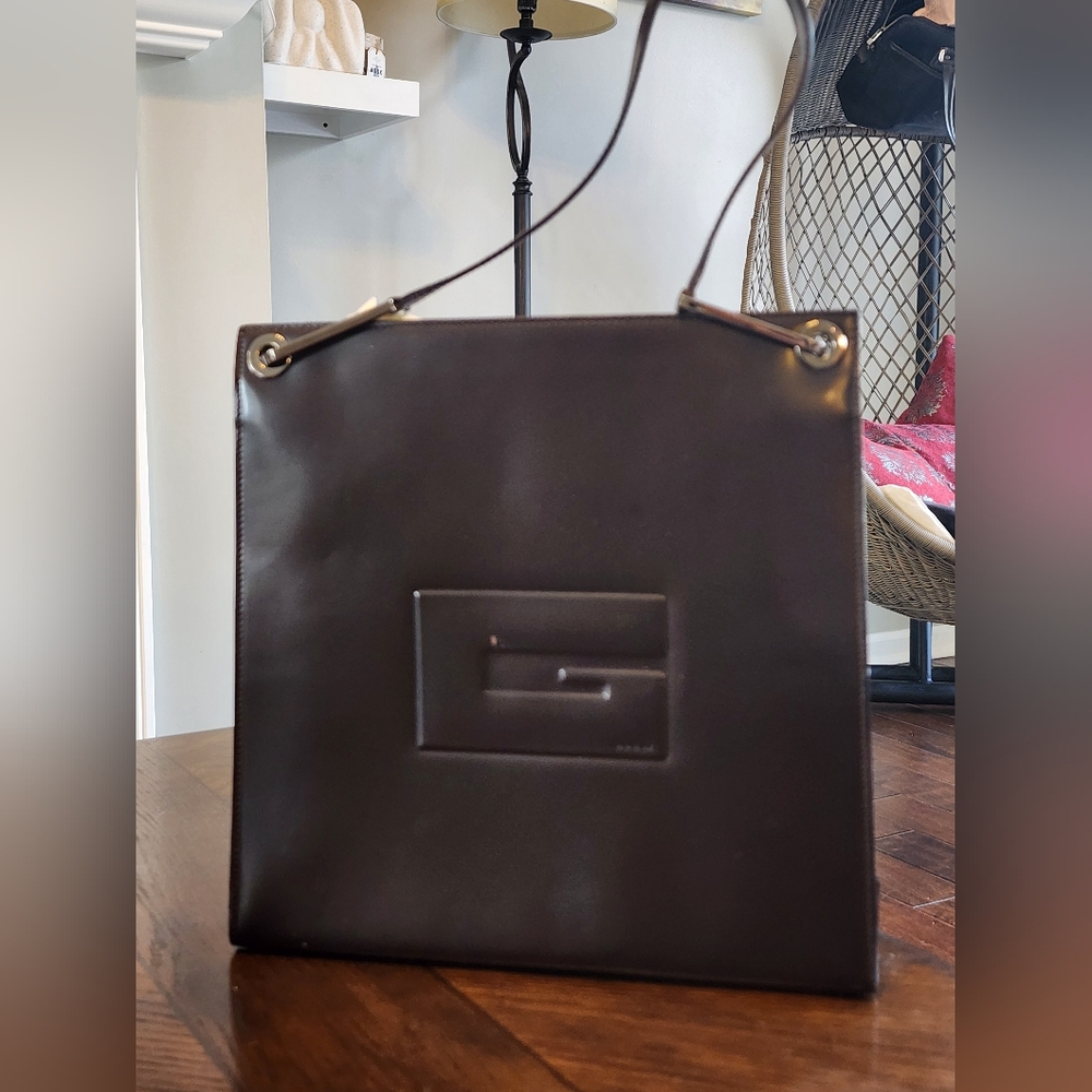 AUTHENTIC GUCCI Leather Vintage Shoulder Bag Tom Ford Era